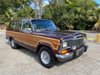  Salvage Jeep Grand Wagoneer