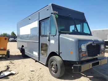  Salvage Freightliner Chassis M