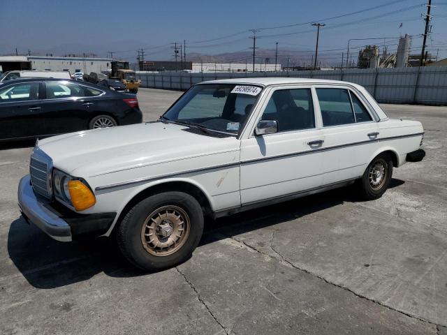  Salvage Mercedes-Benz 300-Class