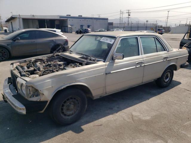  Salvage Mercedes-Benz 300-Class