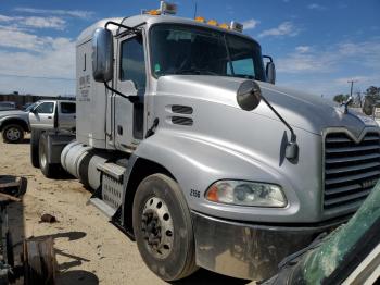  Salvage Mack 600 Cxu600