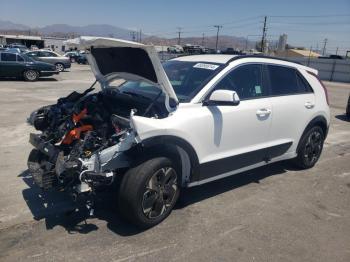  Salvage Kia Niro