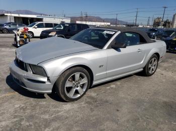  Salvage Ford Mustang