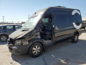  Salvage Mercedes-Benz Sprinter