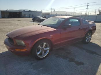  Salvage Ford Mustang