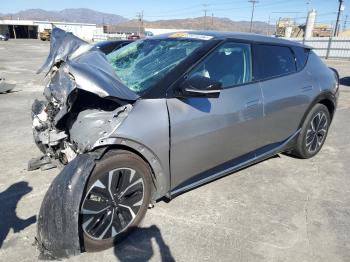  Salvage Kia EV6