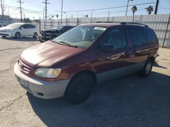  Salvage Toyota Sienna