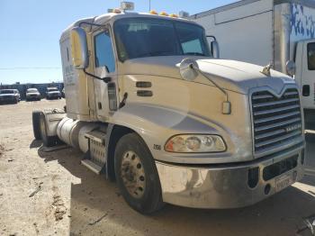  Salvage Mack 600 Cxu600