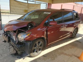  Salvage Toyota Sienna