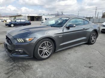  Salvage Ford Mustang