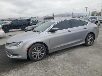  Salvage Chrysler 200