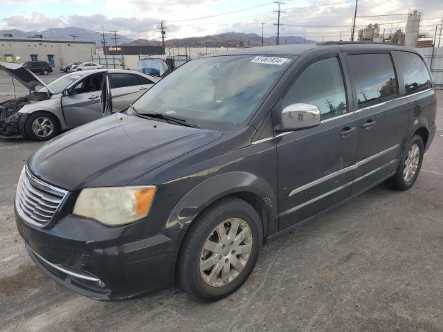  Salvage Chrysler Minivan