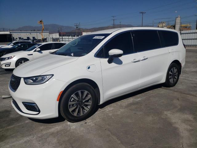  Salvage Chrysler Pacifica