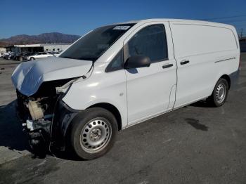  Salvage Mercedes-Benz Metris