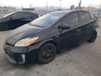  Salvage Toyota Prius