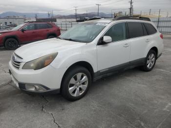  Salvage Subaru Outback