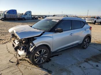  Salvage Nissan Kicks