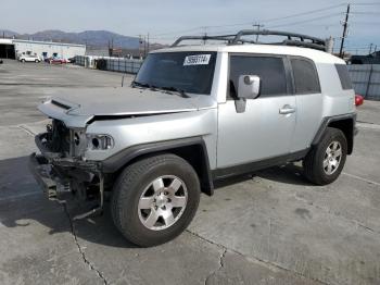  Salvage Toyota FJ Cruiser