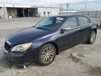  Salvage Chrysler 200