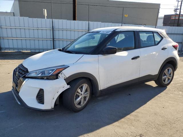  Salvage Nissan Kicks