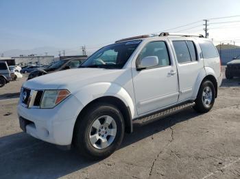  Salvage Nissan Pathfinder