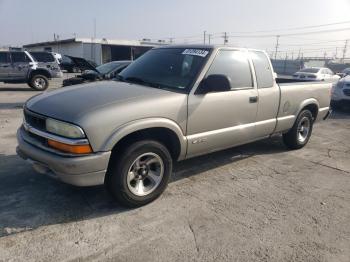  Salvage Chevrolet S-10