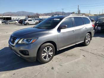  Salvage Nissan Pathfinder