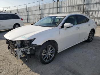  Salvage Lexus Es