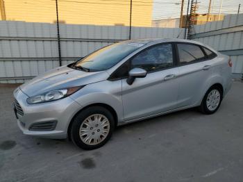  Salvage Ford Fiesta