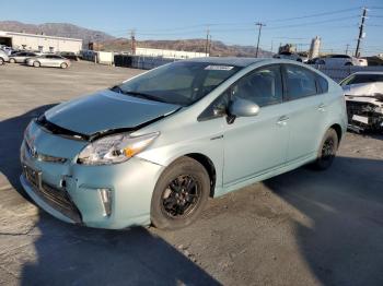  Salvage Toyota Prius