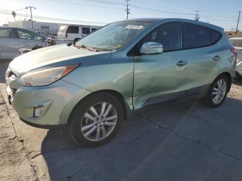  Salvage Hyundai TUCSON