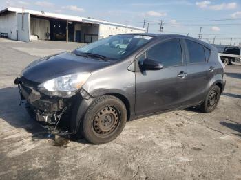  Salvage Toyota Prius