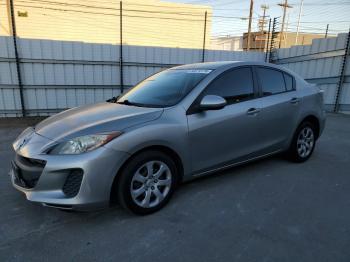  Salvage Mazda 3