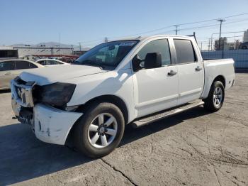  Salvage Nissan Titan