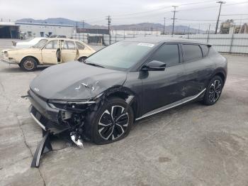  Salvage Kia EV6