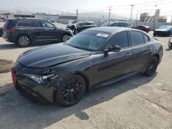  Salvage Alfa Romeo Giulia