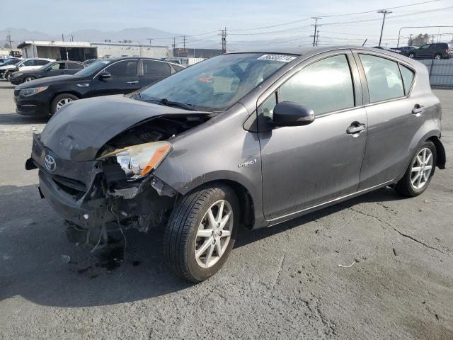  Salvage Toyota Prius