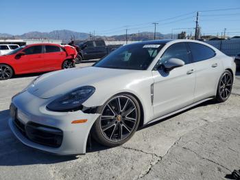  Salvage Porsche Panamera