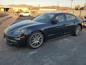  Salvage Porsche Panamera