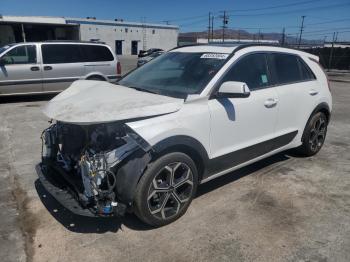  Salvage Kia Niro