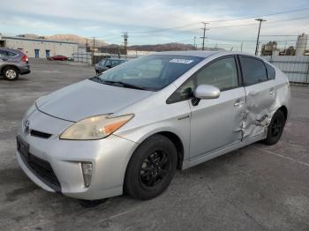  Salvage Toyota Prius