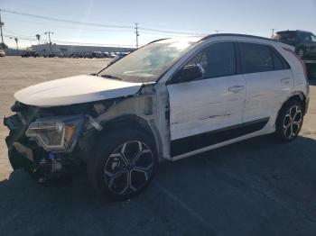  Salvage Kia Niro