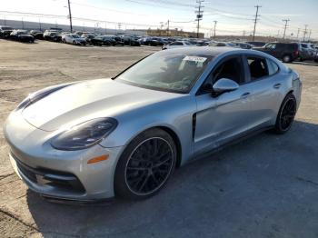  Salvage Porsche Panamera