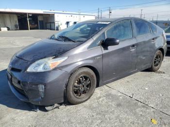  Salvage Toyota Prius