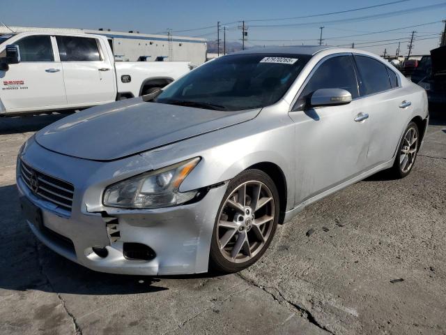  Salvage Nissan Maxima