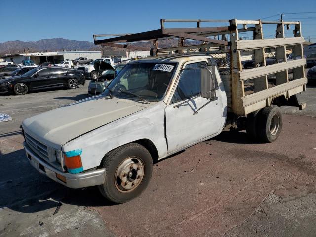  Salvage Toyota Pickup