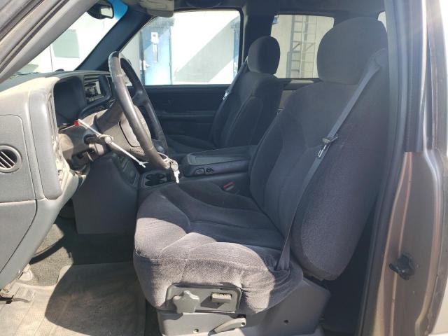 GMC Sierra C1500 Image 2