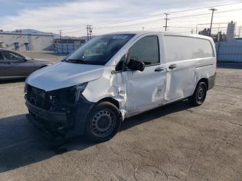  Salvage Mercedes-Benz Metris