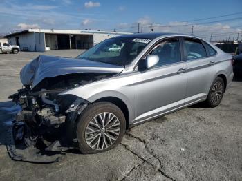  Salvage Volkswagen Jetta