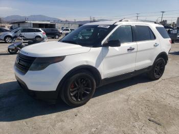  Salvage Ford Explorer